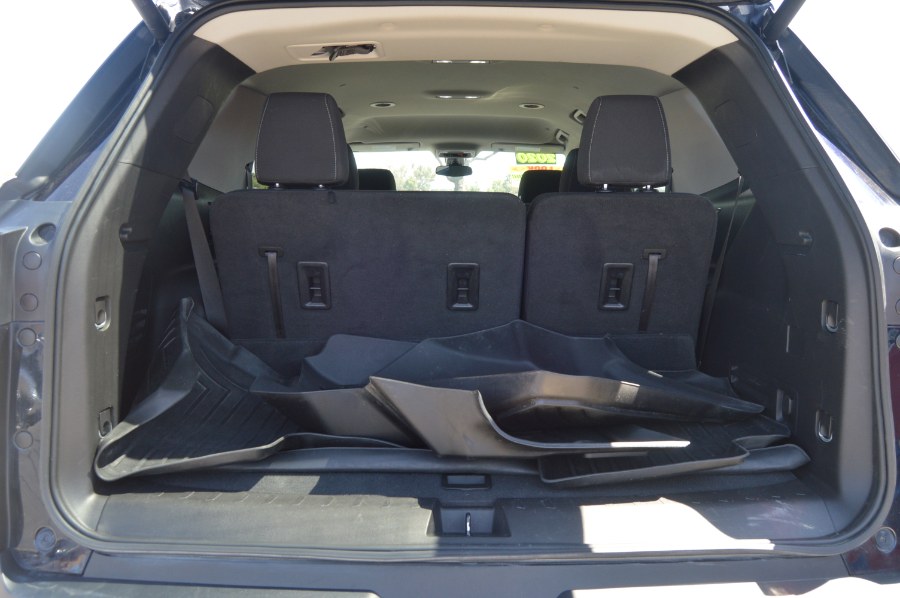 2020 Chevrolet Traverse AWD 4dr LT Cloth w/1LT, available for sale in Moreno Valley, California | Fusion Motors Inc. Moreno Valley, California 2020 Chevrolet Traverse AWD 4dr LT Cloth w/1LT, available for sale in Moreno Valley, California | Fusion Motors Inc. Moreno Valley, California