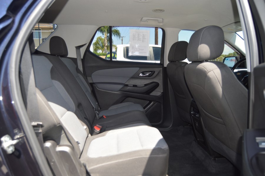 2020 Chevrolet Traverse AWD 4dr LT Cloth w/1LT, available for sale in Moreno Valley, California | Fusion Motors Inc. Moreno Valley, California 2020 Chevrolet Traverse AWD 4dr LT Cloth w/1LT, available for sale in Moreno Valley, California | Fusion Motors Inc. Moreno Valley, California