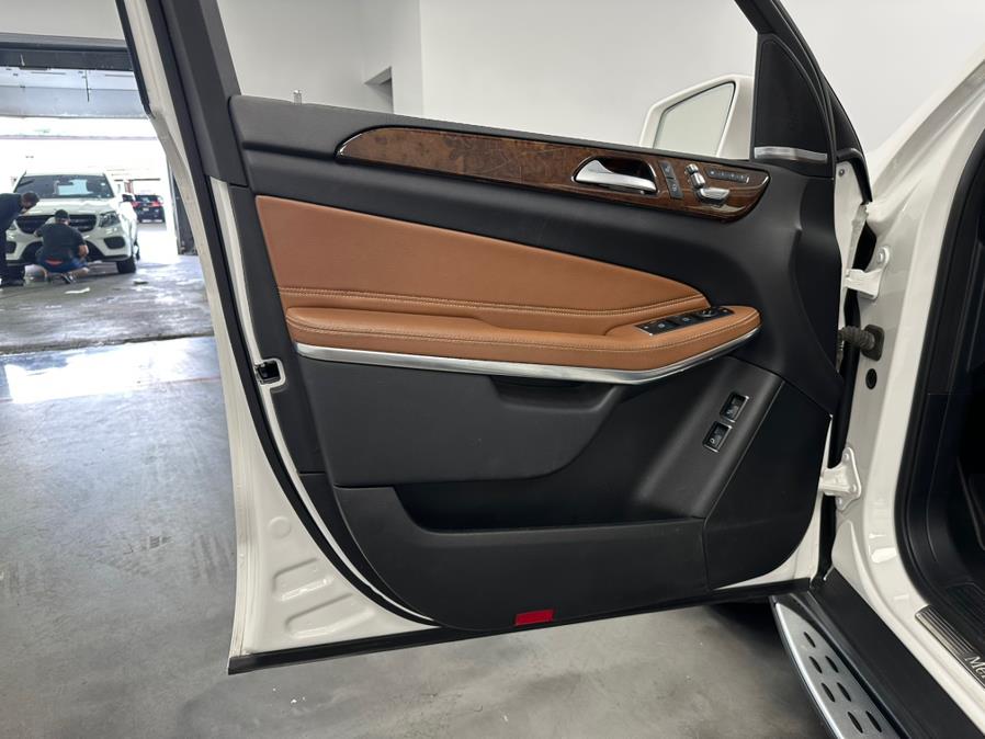 2019 Mercedes-Benz GLS GLS 550 4MATIC SUV, available for sale in Elizabeth, New Jersey | M Auto Group. Elizabeth, New Jersey 2019 Mercedes-Benz GLS GLS 550 4MATIC SUV, available for sale in Elizabeth, New Jersey | M Auto Group. Elizabeth, New Jersey