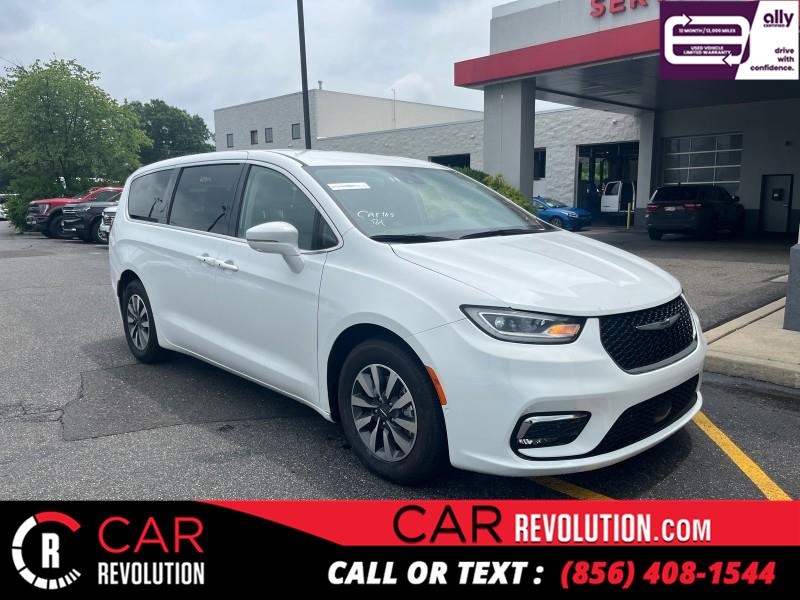 2022 Chrysler Pacifica Hybrid Touring L FWD, available for sale in Maple Shade, New Jersey | Car Revolution. Maple Shade, New Jersey 2022 Chrysler Pacifica Hybrid Touring L FWD, available for sale in Maple Shade, New Jersey | Car Revolution. Maple Shade, New Jersey