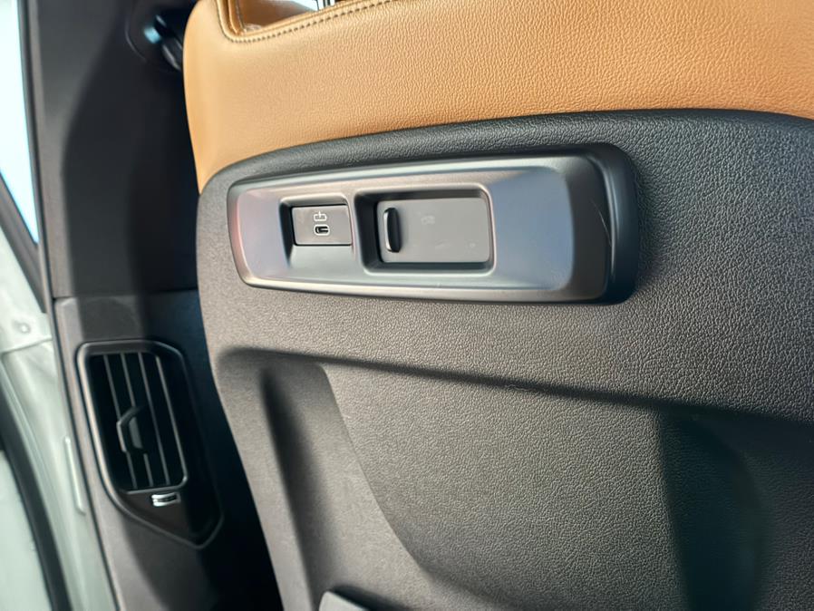 2022 BMW X5 xDrive40i Sports Activity Vehicle, available for sale in Massapequa Park, New York | Power Motors East. Massapequa Park, New York 2022 BMW X5 xDrive40i Sports Activity Vehicle, available for sale in Massapequa Park, New York | Power Motors East. Massapequa Park, New York