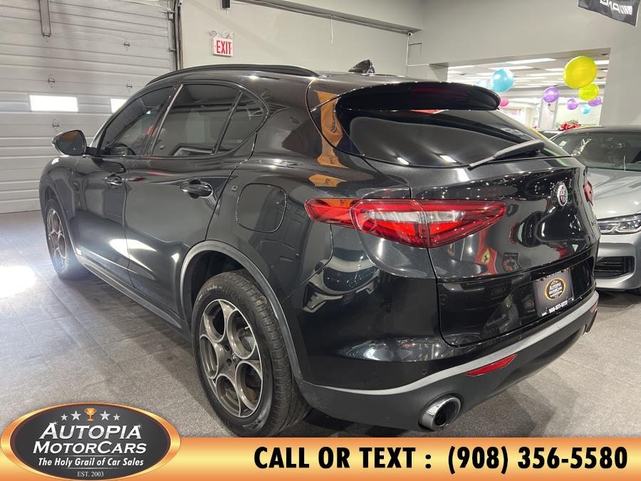 2021 Alfa Romeo Stelvio Sport Base photo 2