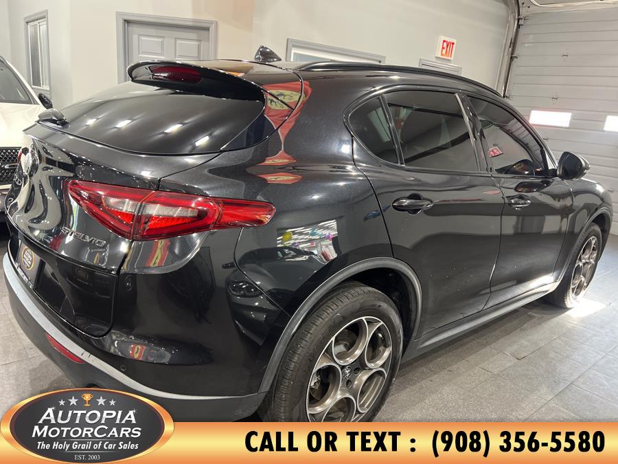 2021 Alfa Romeo Stelvio Sport Base photo 4