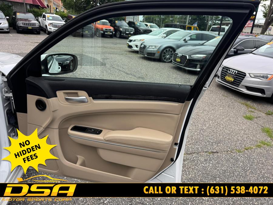 2013 Chrysler 300 4dr Sdn AWD, available for sale in Commack, New York | DSA Motor Sports Corp. Commack, New York 2013 Chrysler 300 4dr Sdn AWD, available for sale in Commack, New York | DSA Motor Sports Corp. Commack, New York
