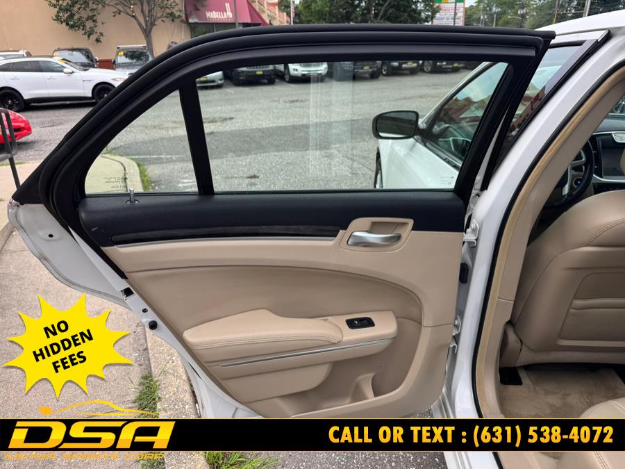 2013 Chrysler 300 4dr Sdn AWD, available for sale in Commack, New York | DSA Motor Sports Corp. Commack, New York 2013 Chrysler 300 4dr Sdn AWD, available for sale in Commack, New York | DSA Motor Sports Corp. Commack, New York