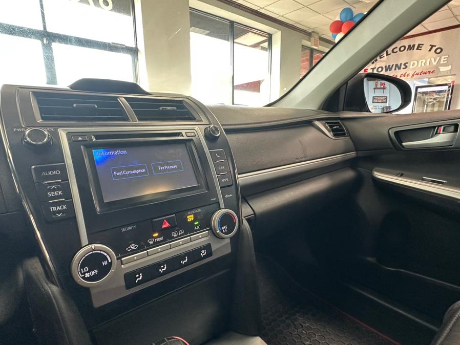 2012 Toyota Camry 4dr Sdn I4 Auto SE (Natl), available for sale in Inwood, New York | 5 Towns Drive. Inwood, New York 2012 Toyota Camry 4dr Sdn I4 Auto SE (Natl), available for sale in Inwood, New York | 5 Towns Drive. Inwood, New York