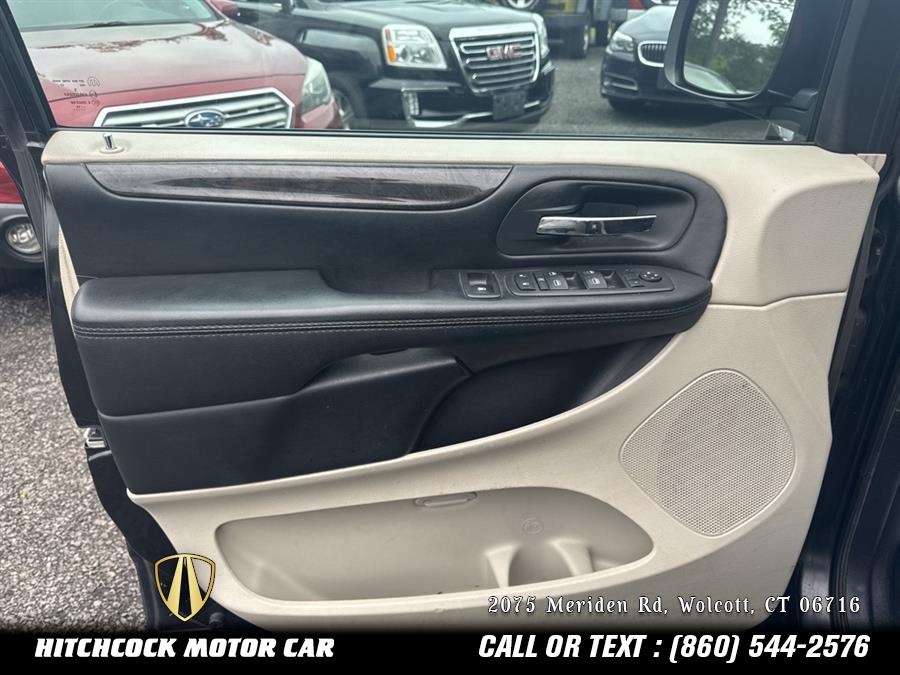 2019 Dodge Grand Caravan SE, available for sale in Wolcott, Connecticut | Hitchcock Motor Car. Wolcott, Connecticut 2019 Dodge Grand Caravan SE, available for sale in Wolcott, Connecticut | Hitchcock Motor Car. Wolcott, Connecticut