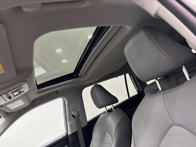 2022 Toyota Highlander XLE AWD, available for sale in Maple Shade, New Jersey | Car Revolution. Maple Shade, New Jersey 2022 Toyota Highlander XLE AWD, available for sale in Maple Shade, New Jersey | Car Revolution. Maple Shade, New Jersey