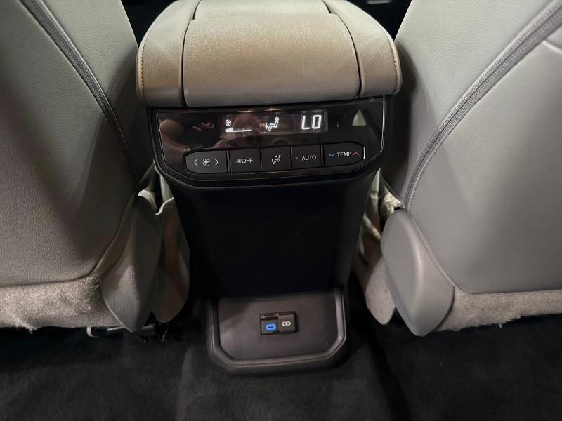 2022 Toyota Highlander XLE AWD, available for sale in Maple Shade, New Jersey | Car Revolution. Maple Shade, New Jersey 2022 Toyota Highlander XLE AWD, available for sale in Maple Shade, New Jersey | Car Revolution. Maple Shade, New Jersey