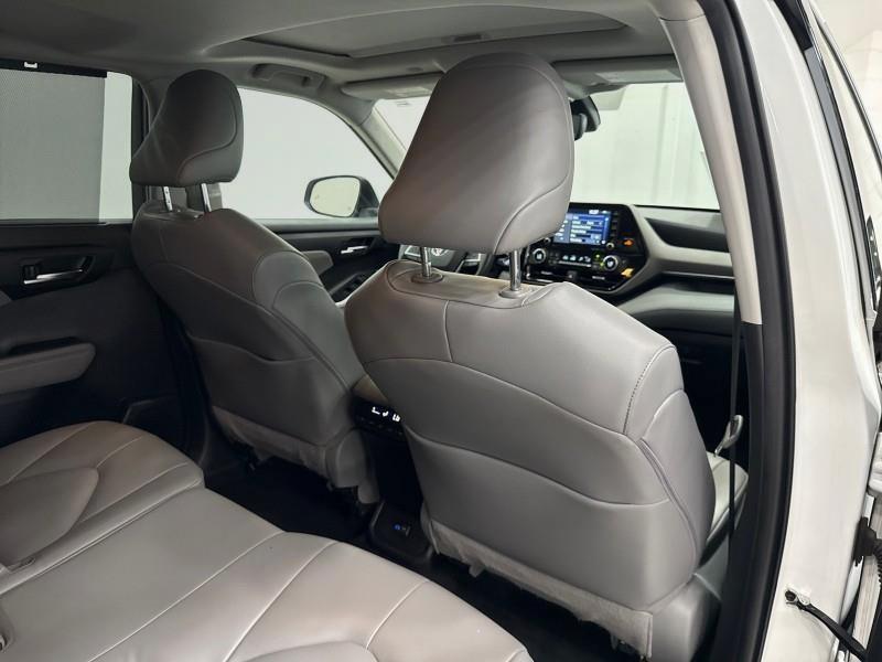 2022 Toyota Highlander XLE AWD, available for sale in Maple Shade, New Jersey | Car Revolution. Maple Shade, New Jersey 2022 Toyota Highlander XLE AWD, available for sale in Maple Shade, New Jersey | Car Revolution. Maple Shade, New Jersey