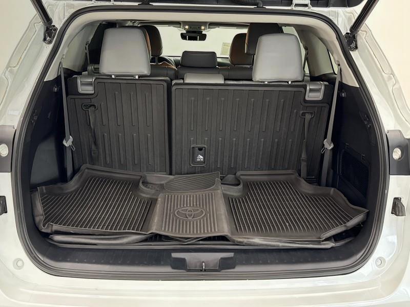 2022 Toyota Highlander XLE AWD, available for sale in Maple Shade, New Jersey | Car Revolution. Maple Shade, New Jersey 2022 Toyota Highlander XLE AWD, available for sale in Maple Shade, New Jersey | Car Revolution. Maple Shade, New Jersey