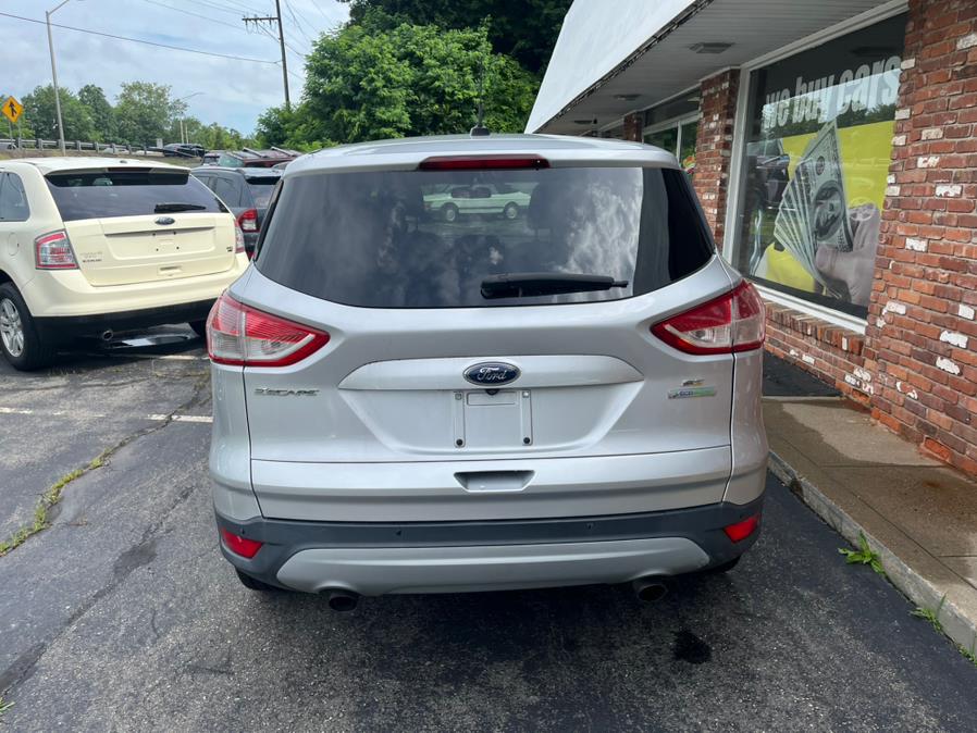 2014 Ford Escape FWD 4dr SE, available for sale in Naugatuck, Connecticut | Riverside Motorcars, LLC. Naugatuck, Connecticut 2014 Ford Escape FWD 4dr SE, available for sale in Naugatuck, Connecticut | Riverside Motorcars, LLC. Naugatuck, Connecticut