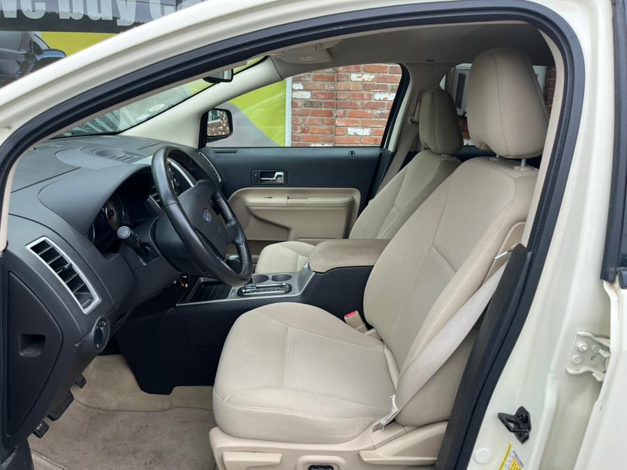 2008 Ford Edge 4dr SEL AWD, available for sale in Naugatuck, Connecticut | Riverside Motorcars, LLC. Naugatuck, Connecticut 2008 Ford Edge 4dr SEL AWD, available for sale in Naugatuck, Connecticut | Riverside Motorcars, LLC. Naugatuck, Connecticut