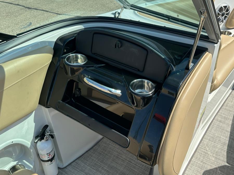2020 Crownline 205 SS, available for sale in Darien, Wisconsin | Geneva Motor Cars. Darien, Wisconsin