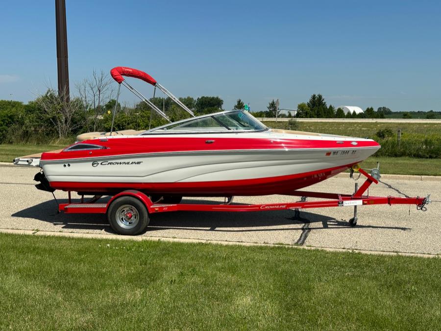 2020 Crownline 205 SS, available for sale in Darien, Wisconsin | Geneva Motor Cars. Darien, Wisconsin
