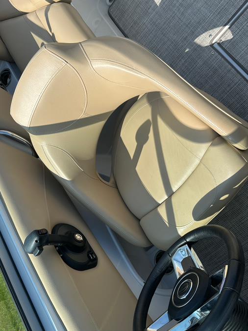 2020 Crownline 205 SS, available for sale in Darien, Wisconsin | Geneva Motor Cars. Darien, Wisconsin