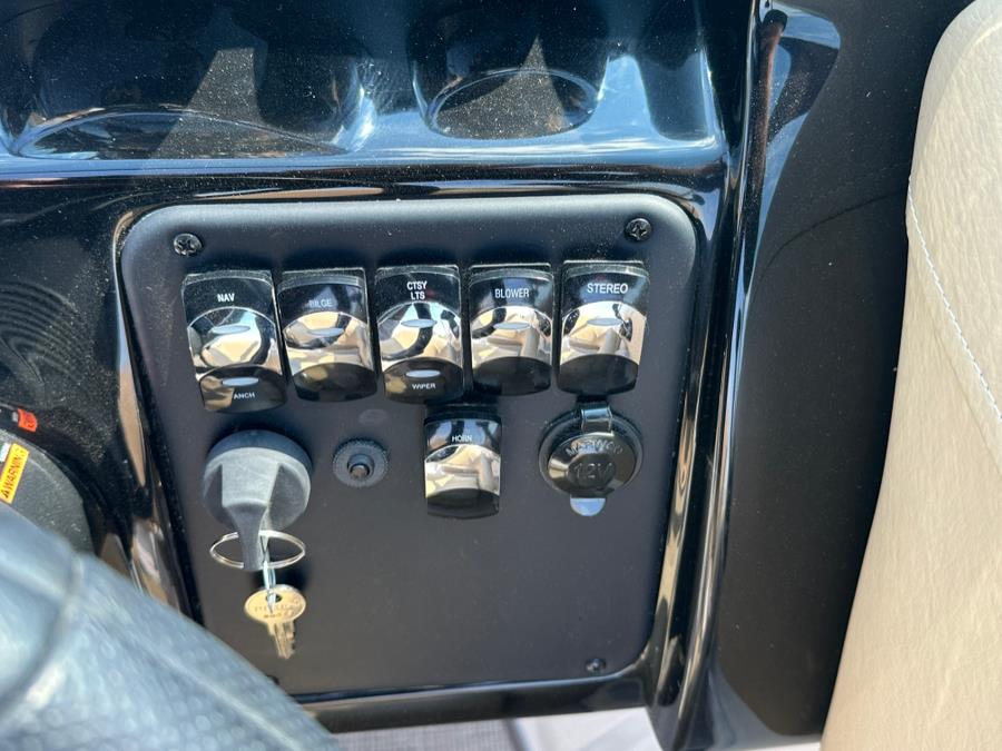 2020 Crownline 205 SS, available for sale in Darien, Wisconsin | Geneva Motor Cars. Darien, Wisconsin