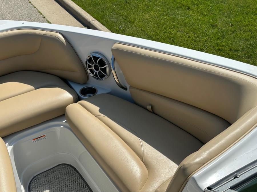 2020 Crownline 205 SS, available for sale in Darien, Wisconsin | Geneva Motor Cars. Darien, Wisconsin