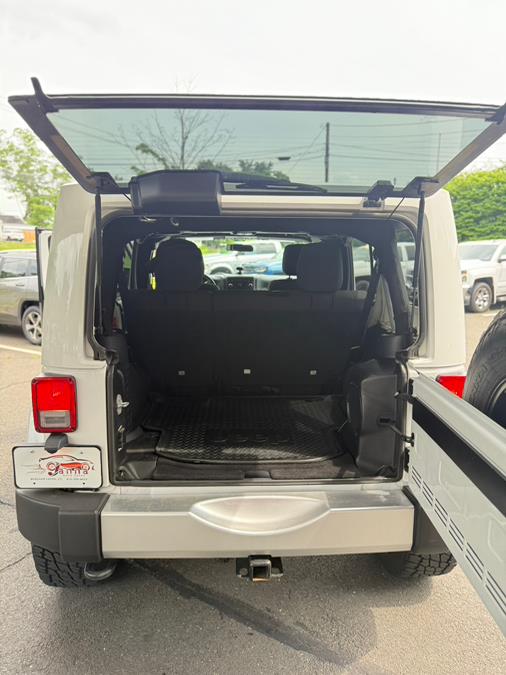 2012 Jeep Wrangler Unlimited 4WD 4dr Sahara, available for sale in Windsor Locks, Connecticut | JANNA MOTORS LLC. Windsor Locks, Connecticut 2012 Jeep Wrangler Unlimited 4WD 4dr Sahara, available for sale in Windsor Locks, Connecticut | JANNA MOTORS LLC. Windsor Locks, Connecticut