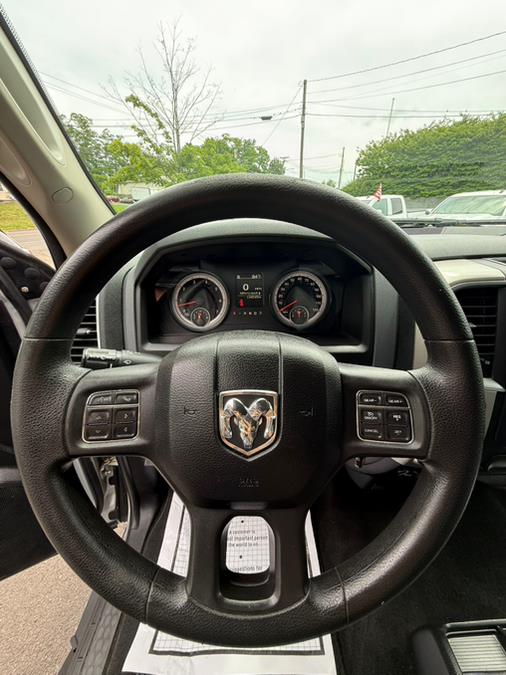 2017 Ram 1500 Big Horn 4x4 Crew Cab 5''7" Box, available for sale in Windsor Locks, Connecticut | JANNA MOTORS LLC. Windsor Locks, Connecticut 2017 Ram 1500 Big Horn 4x4 Crew Cab 5''7" Box, available for sale in Windsor Locks, Connecticut | JANNA MOTORS LLC. Windsor Locks, Connecticut