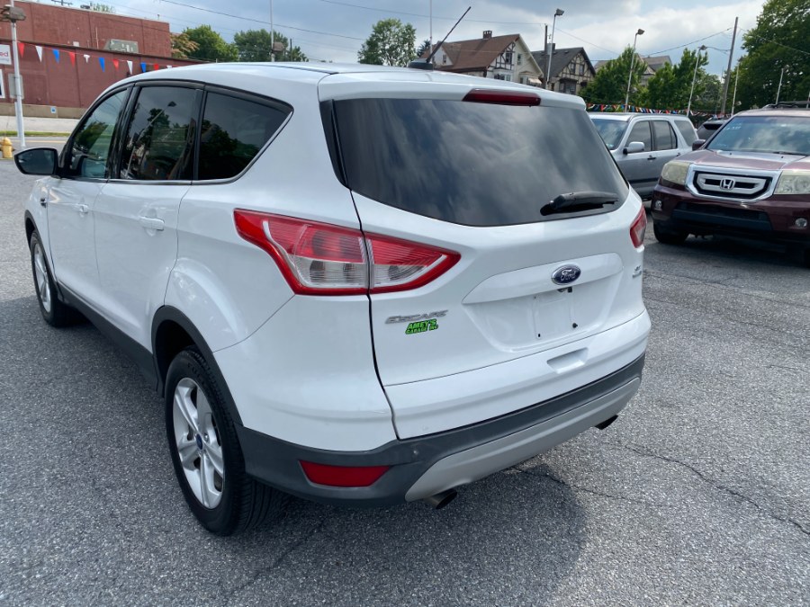 2015 Ford Escape 4WD 4dr SE, available for sale in Bethlehem, Pennsylvania | Best Auto Deals LLC. Bethlehem, Pennsylvania 2015 Ford Escape 4WD 4dr SE, available for sale in Bethlehem, Pennsylvania | Best Auto Deals LLC. Bethlehem, Pennsylvania