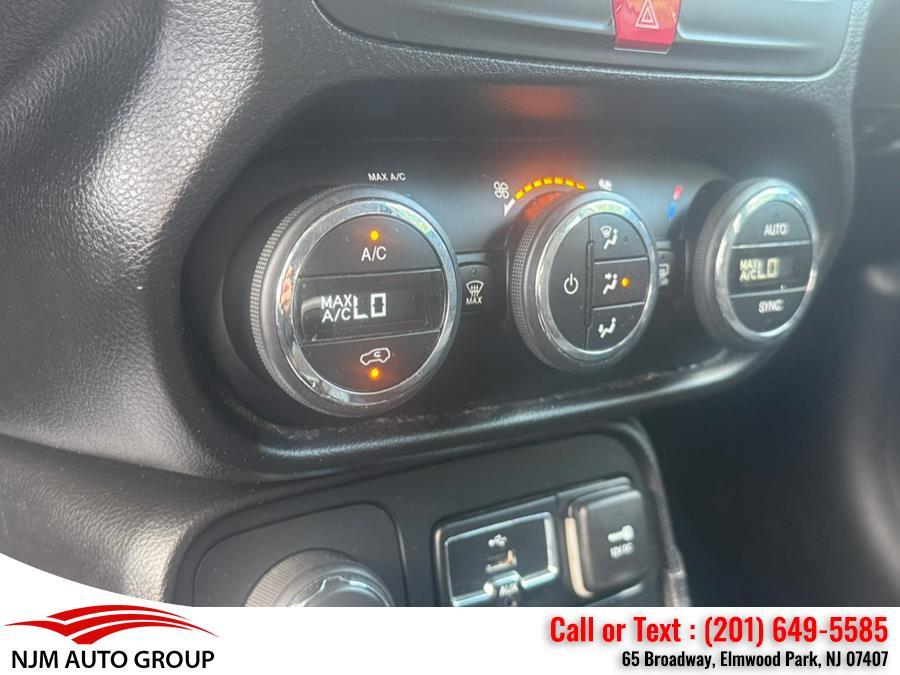 2016 Jeep Renegade 4WD 4dr Justice, available for sale in Elmwood Park, New Jersey | NJM Auto Group. Elmwood Park, New Jersey 2016 Jeep Renegade 4WD 4dr Justice, available for sale in Elmwood Park, New Jersey | NJM Auto Group. Elmwood Park, New Jersey