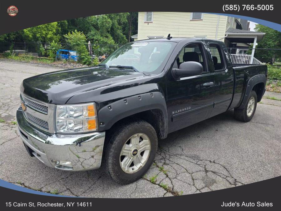 Used 2012 Chevrolet Silverado 1500 Extended Cab in Wolcott, New York | Auto Hunter CNY. Wolcott, New York