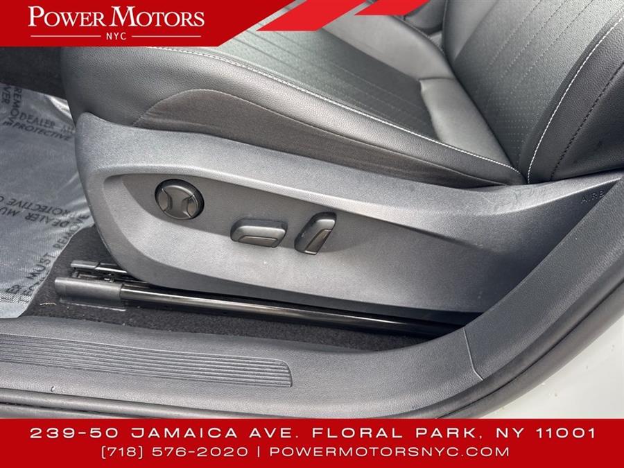 2022 Volkswagen Tiguan 2.0T SE, available for sale in Floral Park, New York | Shop Auto NY. Floral Park, New York 2022 Volkswagen Tiguan 2.0T SE, available for sale in Floral Park, New York | Shop Auto NY. Floral Park, New York