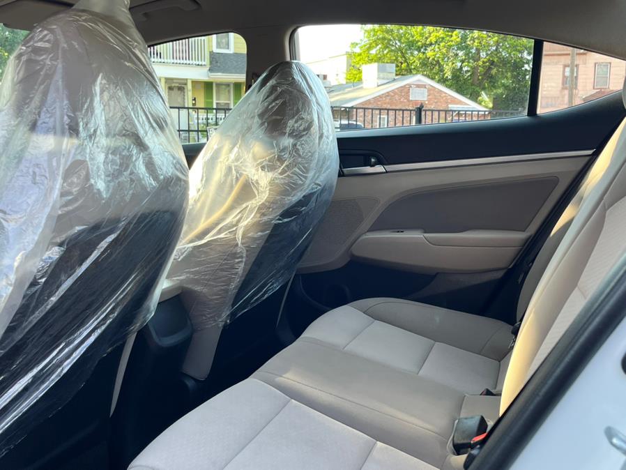 2019 Hyundai Elantra SEL Auto, available for sale in Springfield, Massachusetts | Jordan Auto Sales Inc. Springfield, Massachusetts 2019 Hyundai Elantra SEL Auto, available for sale in Springfield, Massachusetts | Jordan Auto Sales Inc. Springfield, Massachusetts