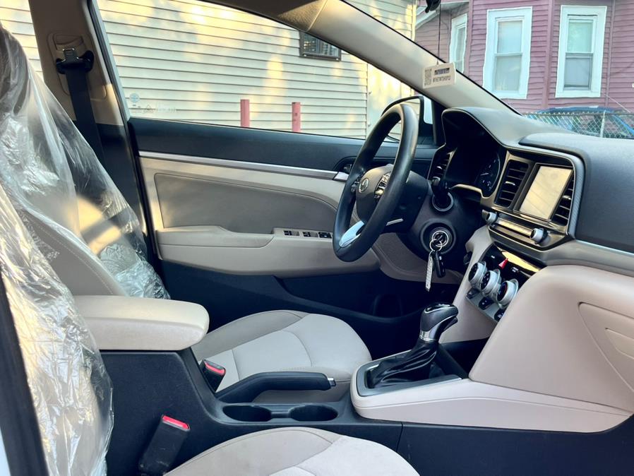 2019 Hyundai Elantra SEL Auto, available for sale in Springfield, Massachusetts | Jordan Auto Sales Inc. Springfield, Massachusetts 2019 Hyundai Elantra SEL Auto, available for sale in Springfield, Massachusetts | Jordan Auto Sales Inc. Springfield, Massachusetts