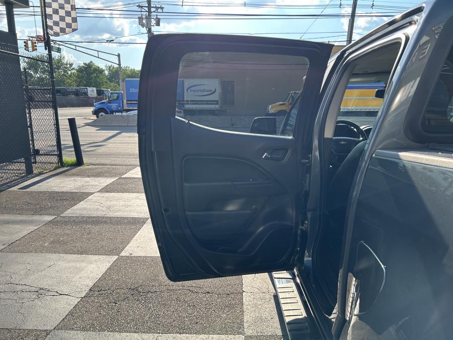 2017 Chevrolet Colorado 4WD Crew Cab 128.3" LT, available for sale in Jersey City, New Jersey | Luxe Auto Galleria. Jersey City, New Jersey 2017 Chevrolet Colorado 4WD Crew Cab 128.3" LT, available for sale in Jersey City, New Jersey | Luxe Auto Galleria. Jersey City, New Jersey