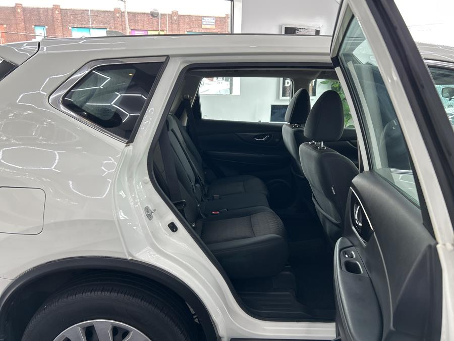 2017 Nissan Rogue AWD SV, available for sale in Jersey City, New Jersey | Luxe Auto Galleria. Jersey City, New Jersey 2017 Nissan Rogue AWD SV, available for sale in Jersey City, New Jersey | Luxe Auto Galleria. Jersey City, New Jersey