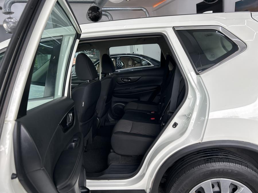 2017 Nissan Rogue AWD SV, available for sale in Jersey City, New Jersey | Luxe Auto Galleria. Jersey City, New Jersey 2017 Nissan Rogue AWD SV, available for sale in Jersey City, New Jersey | Luxe Auto Galleria. Jersey City, New Jersey