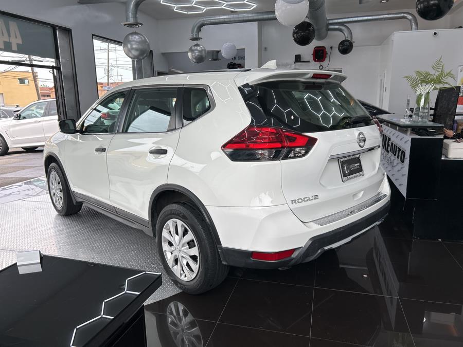 2017 Nissan Rogue AWD SV, available for sale in Jersey City, New Jersey | Luxe Auto Galleria. Jersey City, New Jersey 2017 Nissan Rogue AWD SV, available for sale in Jersey City, New Jersey | Luxe Auto Galleria. Jersey City, New Jersey