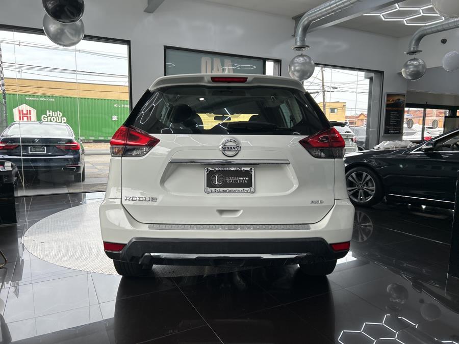 2017 Nissan Rogue AWD SV, available for sale in Jersey City, New Jersey | Luxe Auto Galleria. Jersey City, New Jersey 2017 Nissan Rogue AWD SV, available for sale in Jersey City, New Jersey | Luxe Auto Galleria. Jersey City, New Jersey