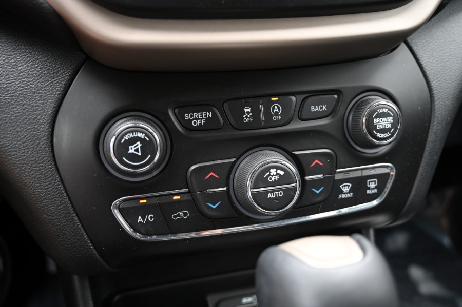 2015 Jeep Cherokee 4WD 4dr Limited, available for sale in Waterbury, Connecticut | Highline Car Connection. Waterbury, Connecticut 2015 Jeep Cherokee 4WD 4dr Limited, available for sale in Waterbury, Connecticut | Highline Car Connection. Waterbury, Connecticut