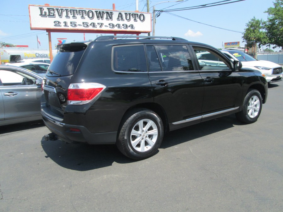 2012 Toyota Highlander 4WD 4dr V6 SE, available for sale in Levittown, Pennsylvania | Levittown Auto. Levittown, Pennsylvania 2012 Toyota Highlander 4WD 4dr V6 SE, available for sale in Levittown, Pennsylvania | Levittown Auto. Levittown, Pennsylvania