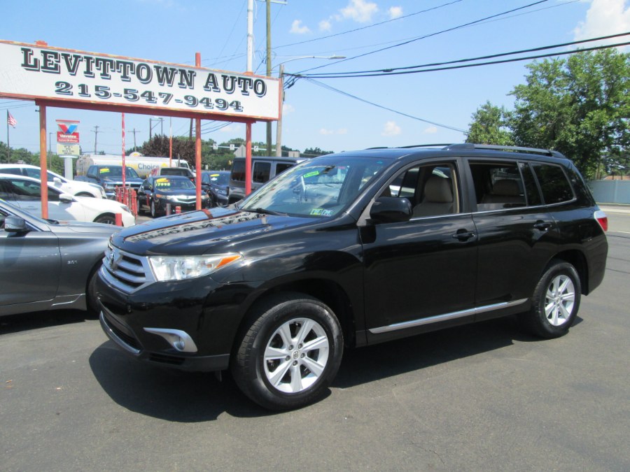 Used 2012 Toyota Highlander in Levittown, Pennsylvania | Levittown Auto. Levittown, Pennsylvania