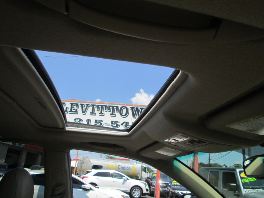 2012 Toyota Highlander 4WD 4dr V6 SE, available for sale in Levittown, Pennsylvania | Levittown Auto. Levittown, Pennsylvania 2012 Toyota Highlander 4WD 4dr V6 SE, available for sale in Levittown, Pennsylvania | Levittown Auto. Levittown, Pennsylvania