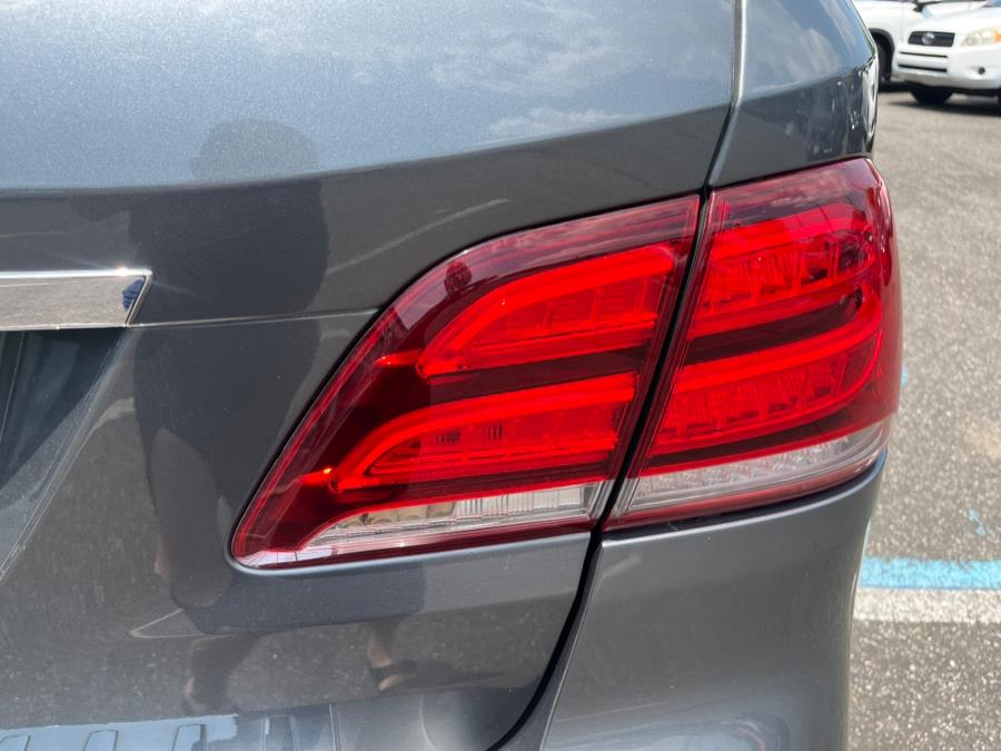 2018 Mercedes-Benz GLE 350 CLEAN CARFAX!!!, available for sale in Rosedale, New York | Sunrise Auto Sales. Rosedale, New York 2018 Mercedes-Benz GLE 350 CLEAN CARFAX!!!, available for sale in Rosedale, New York | Sunrise Auto Sales. Rosedale, New York