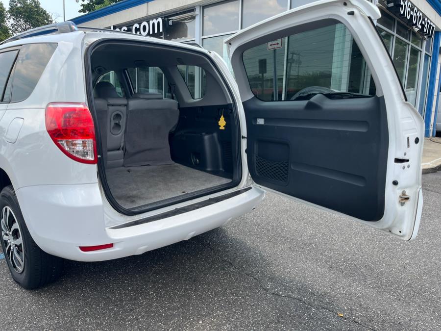 2006 Toyota RAV4 4dr Base 4-cyl 4WD (Natl), available for sale in Rosedale, New York | Sunrise Auto Sales. Rosedale, New York 2006 Toyota RAV4 4dr Base 4-cyl 4WD (Natl), available for sale in Rosedale, New York | Sunrise Auto Sales. Rosedale, New York