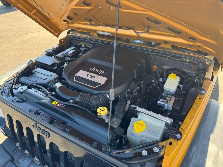 2014 Jeep Wrangler Unlimited 4WD 4dr Sport, available for sale in Ortonville, Michigan | Marsh Auto Sales LLC. Ortonville, Michigan 2014 Jeep Wrangler Unlimited 4WD 4dr Sport, available for sale in Ortonville, Michigan | Marsh Auto Sales LLC. Ortonville, Michigan