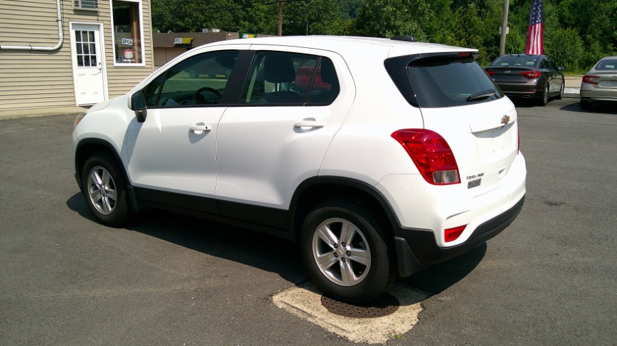 2021 Chevrolet Trax AWD 4dr LS, available for sale in Yantic, Connecticut | Yantic Auto Center. Yantic, Connecticut 2021 Chevrolet Trax AWD 4dr LS, available for sale in Yantic, Connecticut | Yantic Auto Center. Yantic, Connecticut