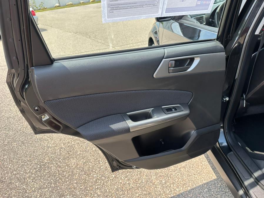 2012 Subaru Forester 4dr Auto 2.5X, available for sale in South Windsor, Connecticut | Mike And Tony Auto Sales, Inc. South Windsor, Connecticut 2012 Subaru Forester 4dr Auto 2.5X, available for sale in South Windsor, Connecticut | Mike And Tony Auto Sales, Inc. South Windsor, Connecticut
