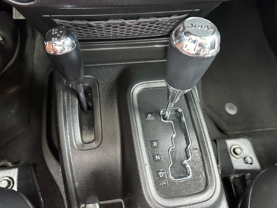 2017 Jeep Wrangler Unlimited Sport 4x4, available for sale in South Windsor, Connecticut | Mike And Tony Auto Sales, Inc. South Windsor, Connecticut 2017 Jeep Wrangler Unlimited Sport 4x4, available for sale in South Windsor, Connecticut | Mike And Tony Auto Sales, Inc. South Windsor, Connecticut