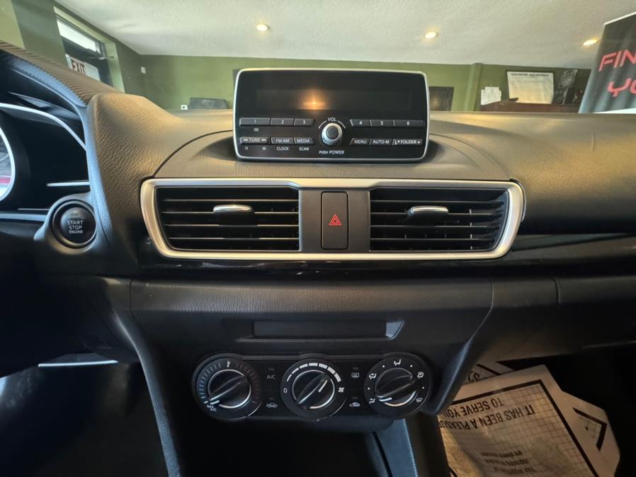 2014 Mazda Mazda3 5dr HB Auto i Touring, available for sale in West Hartford, Connecticut | AutoMax. West Hartford, Connecticut 2014 Mazda Mazda3 5dr HB Auto i Touring, available for sale in West Hartford, Connecticut | AutoMax. West Hartford, Connecticut