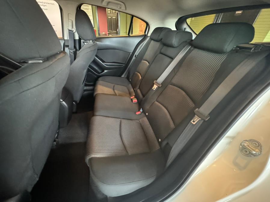 2014 Mazda Mazda3 5dr HB Auto i Touring, available for sale in West Hartford, Connecticut | AutoMax. West Hartford, Connecticut 2014 Mazda Mazda3 5dr HB Auto i Touring, available for sale in West Hartford, Connecticut | AutoMax. West Hartford, Connecticut