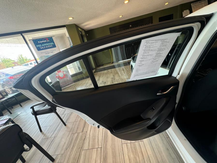 2014 Mazda Mazda3 5dr HB Auto i Touring, available for sale in West Hartford, Connecticut | AutoMax. West Hartford, Connecticut 2014 Mazda Mazda3 5dr HB Auto i Touring, available for sale in West Hartford, Connecticut | AutoMax. West Hartford, Connecticut