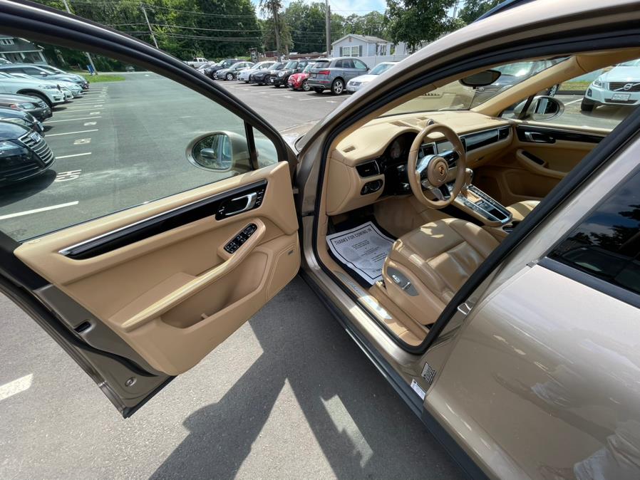 2016 Porsche Macan AWD 4dr S, available for sale in North Branford, Connecticut | CarHavn. North Branford, Connecticut 2016 Porsche Macan AWD 4dr S, available for sale in North Branford, Connecticut | CarHavn. North Branford, Connecticut