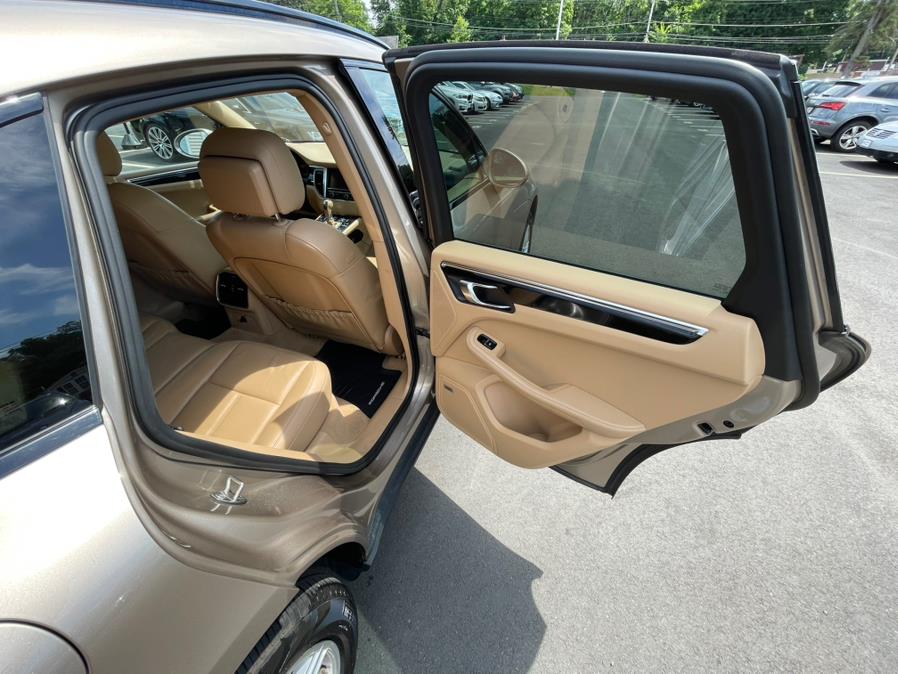 2016 Porsche Macan AWD 4dr S, available for sale in North Branford, Connecticut | CarHavn. North Branford, Connecticut 2016 Porsche Macan AWD 4dr S, available for sale in North Branford, Connecticut | CarHavn. North Branford, Connecticut